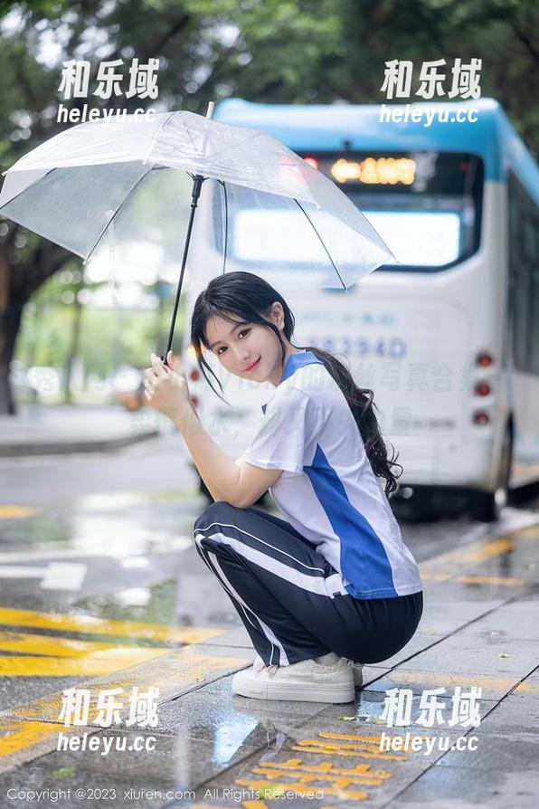 秀人网-田小燕Vicky 秀人网 - 田小燕Vicky的灰丝写真合集:柔情似水,却又不失力量