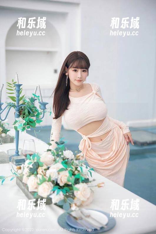 秀人网-鱼子酱Fish 秀人网 - 鱼子酱Fish的高清黑色时光机:每一作品都带你走进神秘!