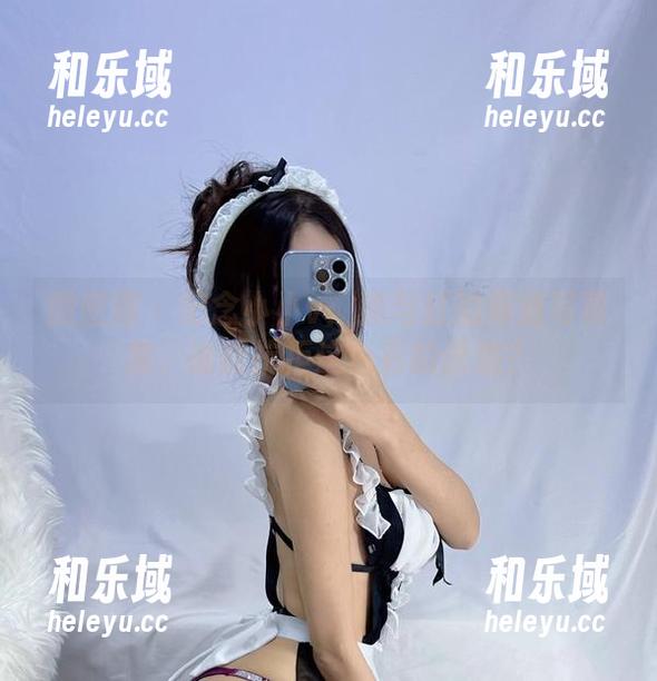纪念小小v 微密圈 - 纪念小小v:黑与红的高清写真集,谁能抗拒这色彩的诱惑?
