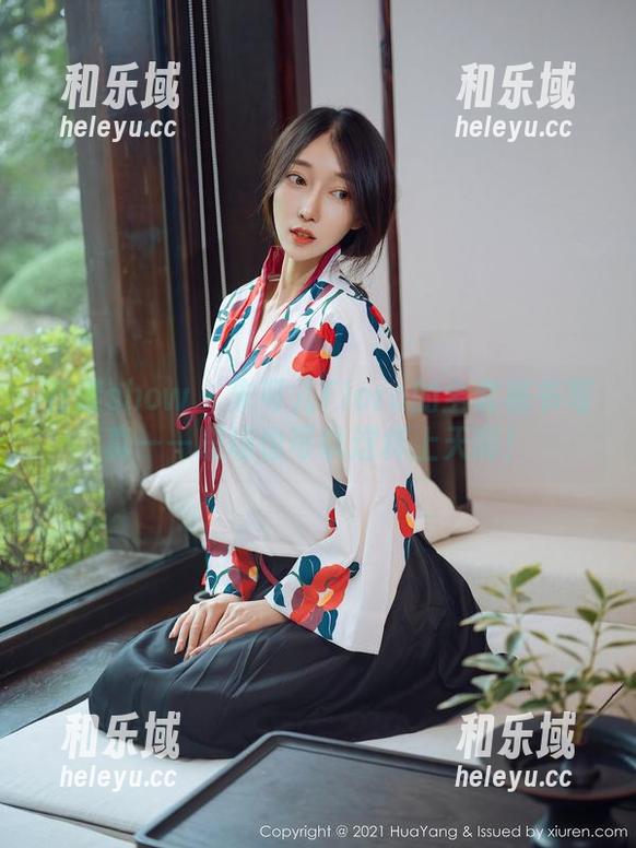 花漾show - 朱可儿Flora的全套秘书写真——职场也可以这样上天啊！