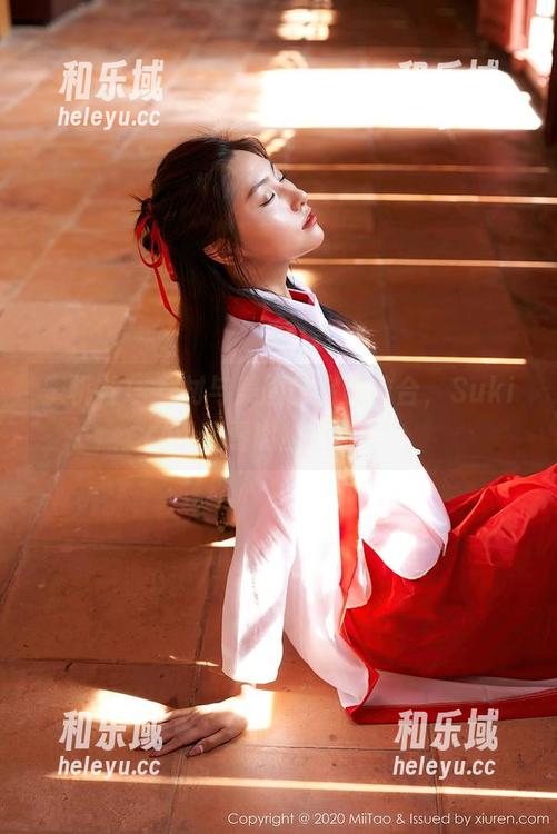 蜜桃社-Suki 蜜桃社 - 身材与美图的完美结合,Suki带你看肉丝壁纸!