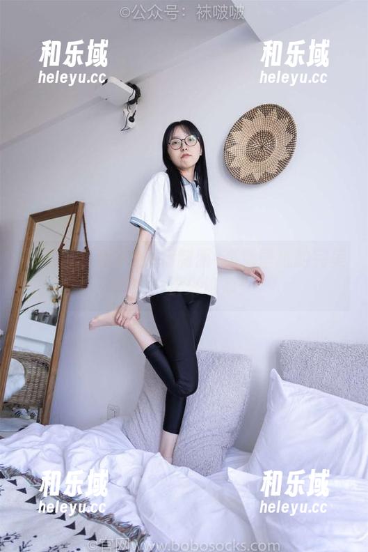 袜啵啵-稚予 袜啵啵 - 稚予+银行制服=高清壁纸的完美公式,快来偷师!