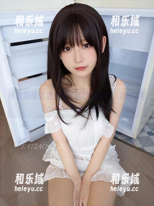 迷之呆梨 每次期待迷之呆梨的新Cos更新,2023年Fantia又来一波了!