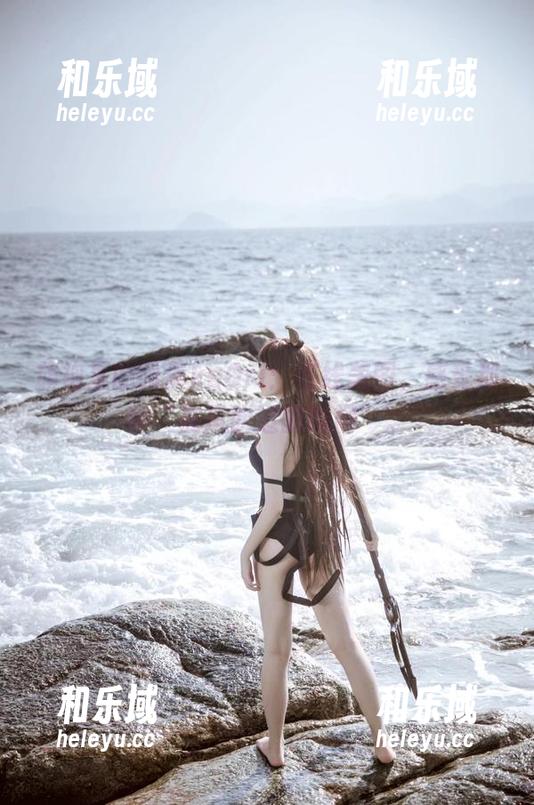 阿薰kaOri 旗袍里的阿薰kaOri:在线美图,感受那种“被风吹过的瞬间”。