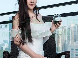 青豆客 - 撩拨一下你的视线，下载欧尼anne的少女写真作品集吧！