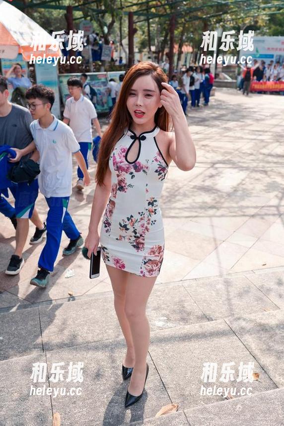 魔镜街拍：辉辉模拍，连身裤和超薄肉丝的美图，图包绝对让人捧心！